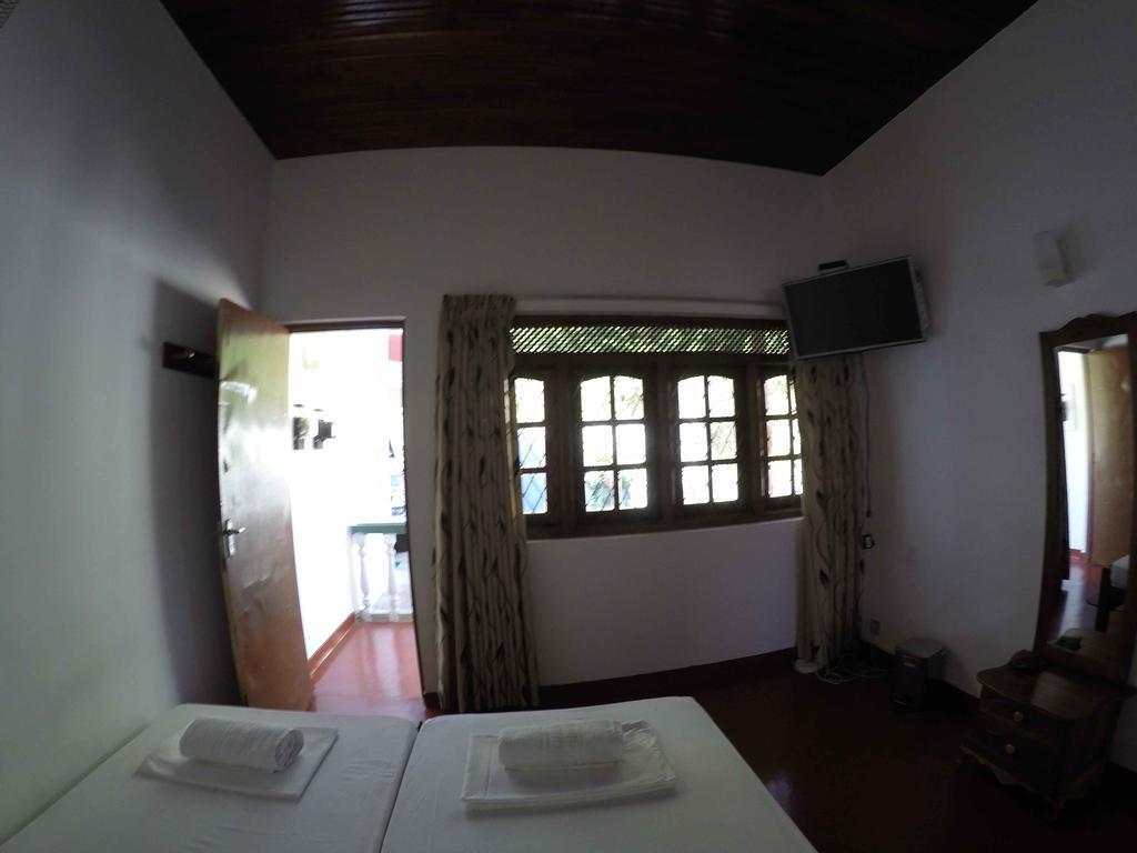Villa 107 Kandy Esterno foto