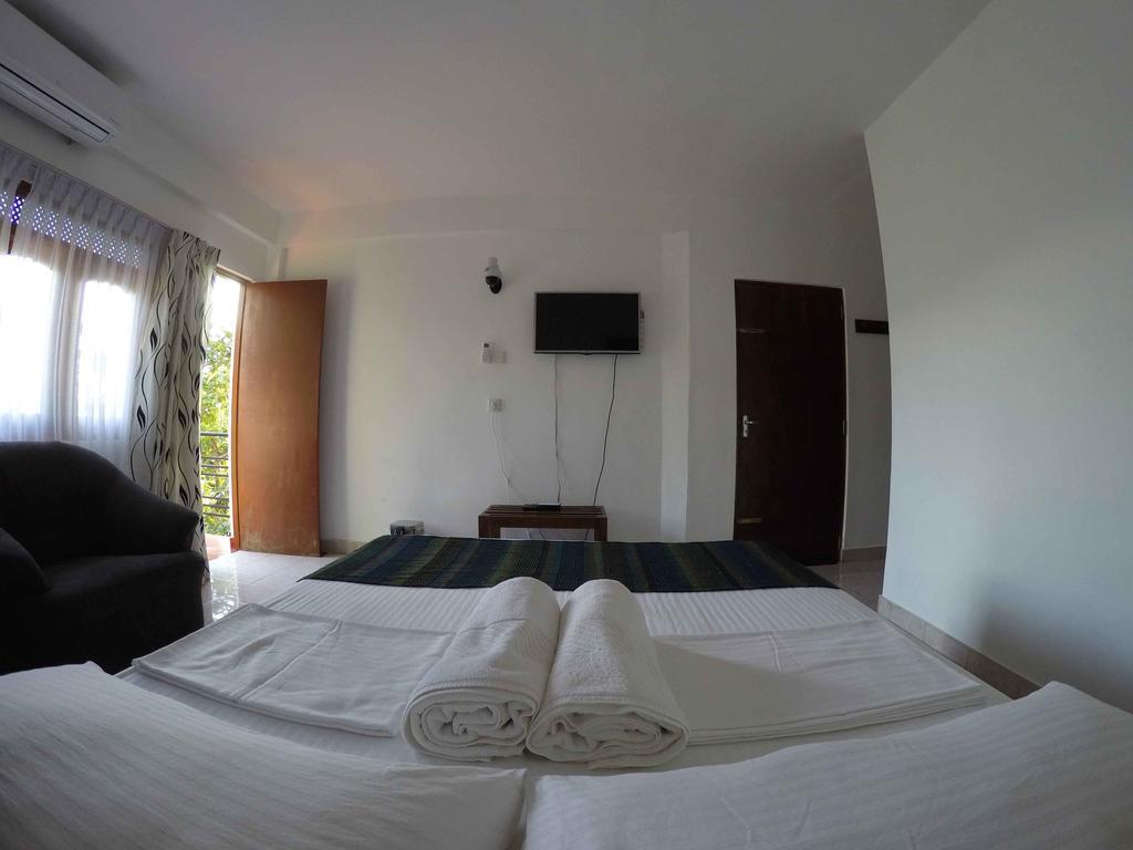 Villa 107 Kandy Esterno foto