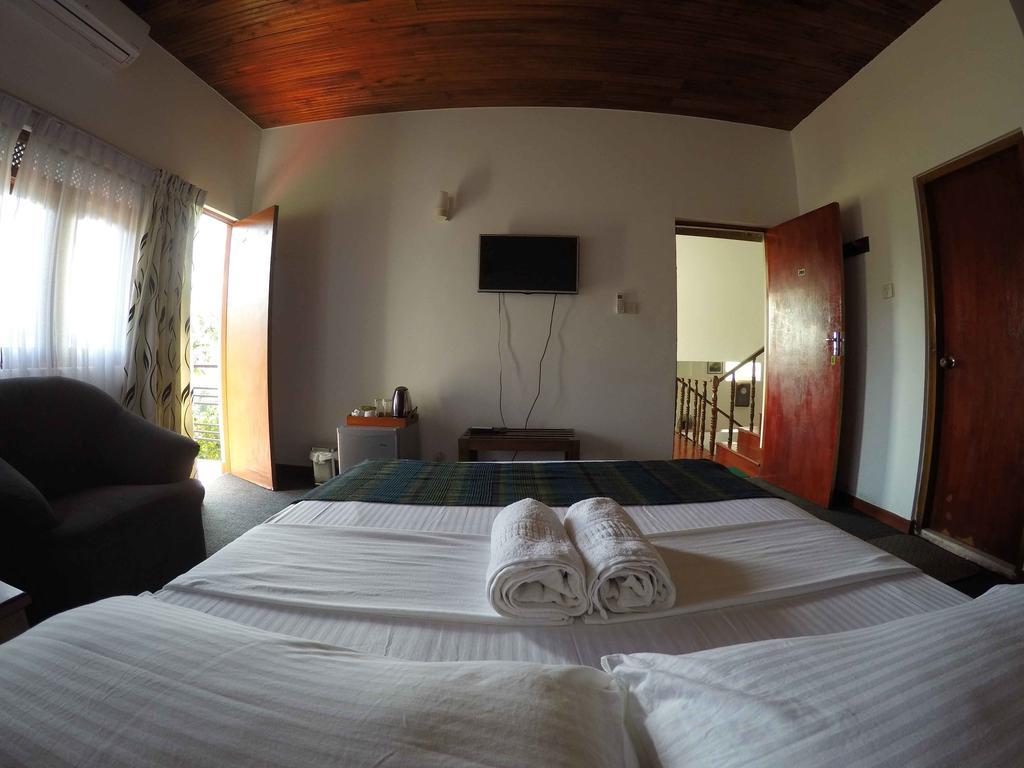 Villa 107 Kandy Esterno foto