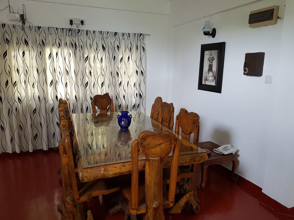 Villa 107 Kandy Esterno foto